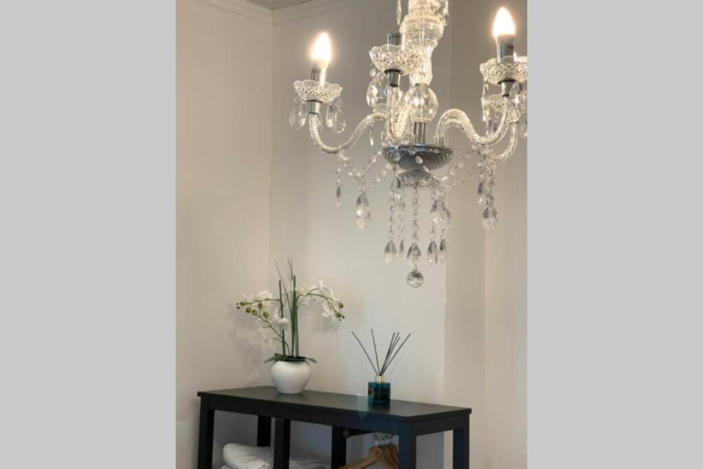 Апартаменти Cute Studio Rom Монс Екстер'єр фото